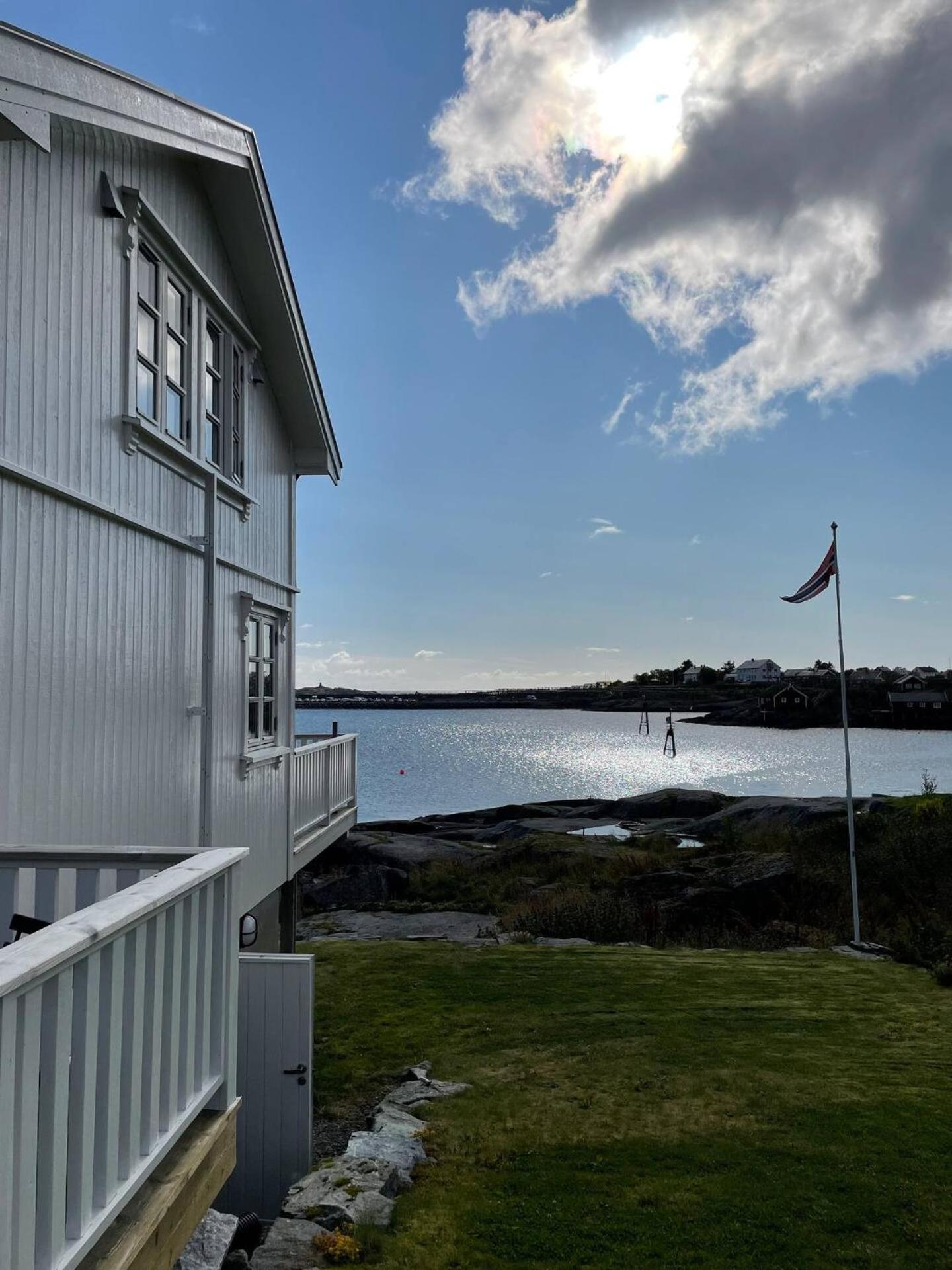 Nordlandshus Ved Havet Pa Reine, Lofoten Exterior photo